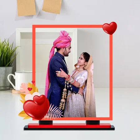 Leaves And Hearts Customized Miniature Photo Caricature Stand