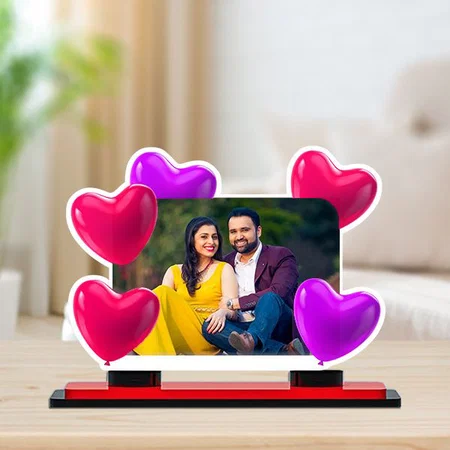 Colorful Hearts Customized Miniature Photo Caricature Stand