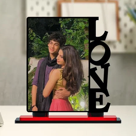 Love Customized Miniature Photo Caricature Stand