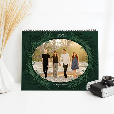 Green Wreath Photo Design Customized Photo Desk Landscspe Calendar