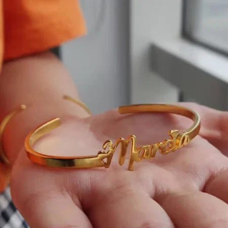 Classic Customized Unisex Name Bracelet for Men & Women
