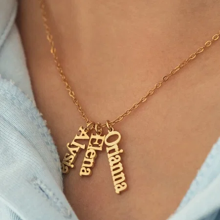 Vertical Multiple Names Customized Name Necklace Pendants
