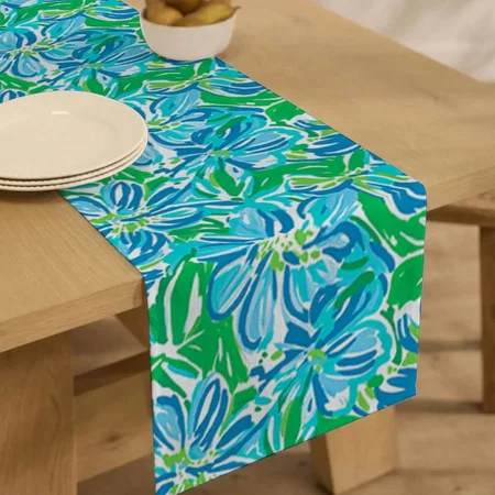 Preppy Blue Flowers Customized Printed Cloth Table Runner