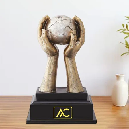 Golbe in Hands Customized Trophy Award - 25 x 15 x 39 CM