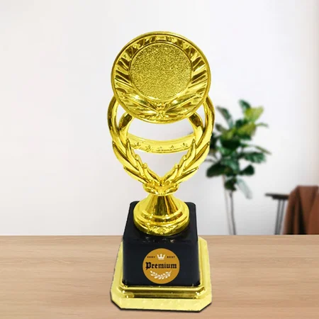 Golden Basic Customized Trophy Award